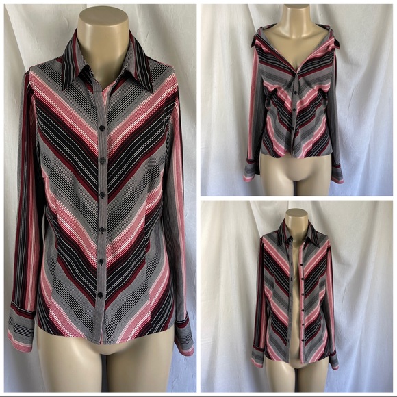 Apt. 9 Tops - 🚫SOLD🚫 Apt. 9 Red Black White Chevron Stripes Button Down